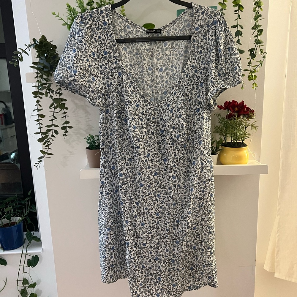 Cotton On Blue Floral and White Puff Sleeve Mini Sundress